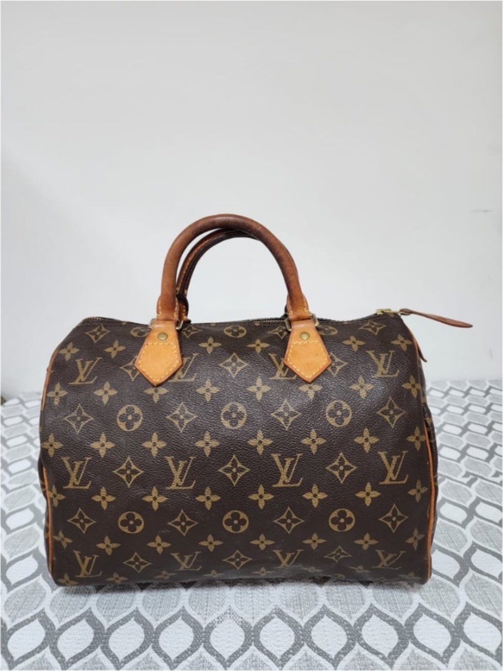 Authentic LOUIS VUITTON Monogram Speedy 30 Bag Brown